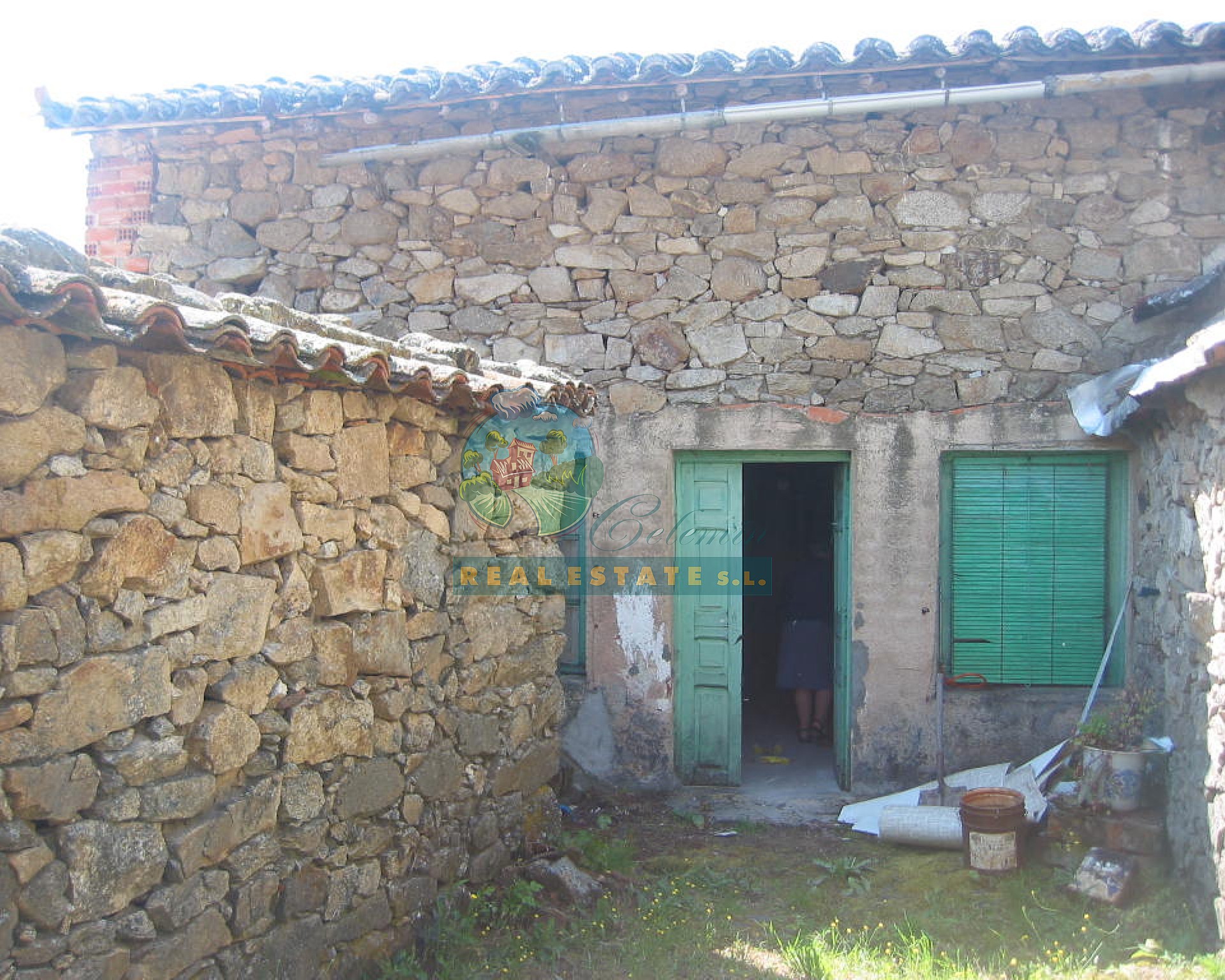 Casa habitable con patio en Sierra de Gredos.