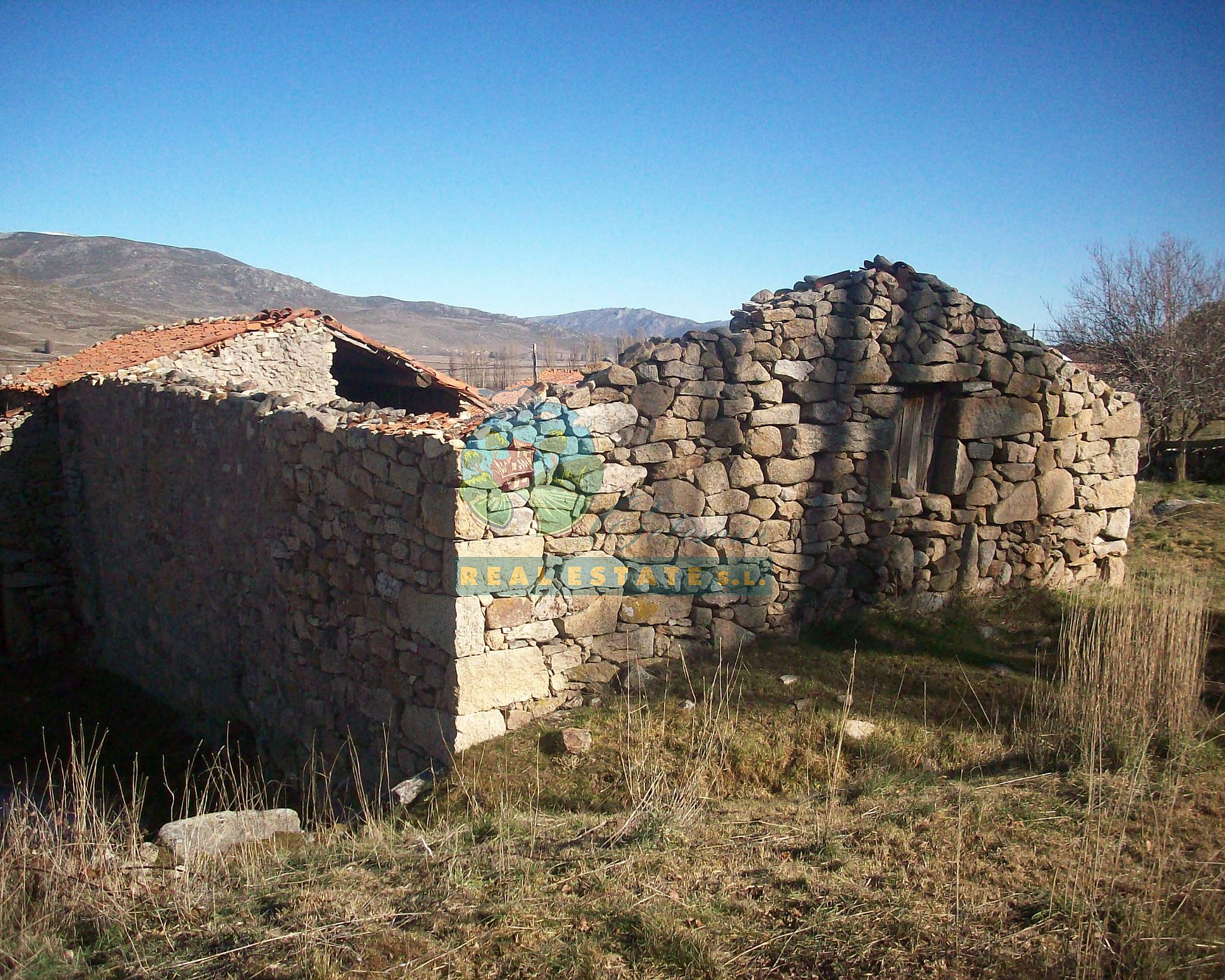 Village house in Sierra de Gredos.