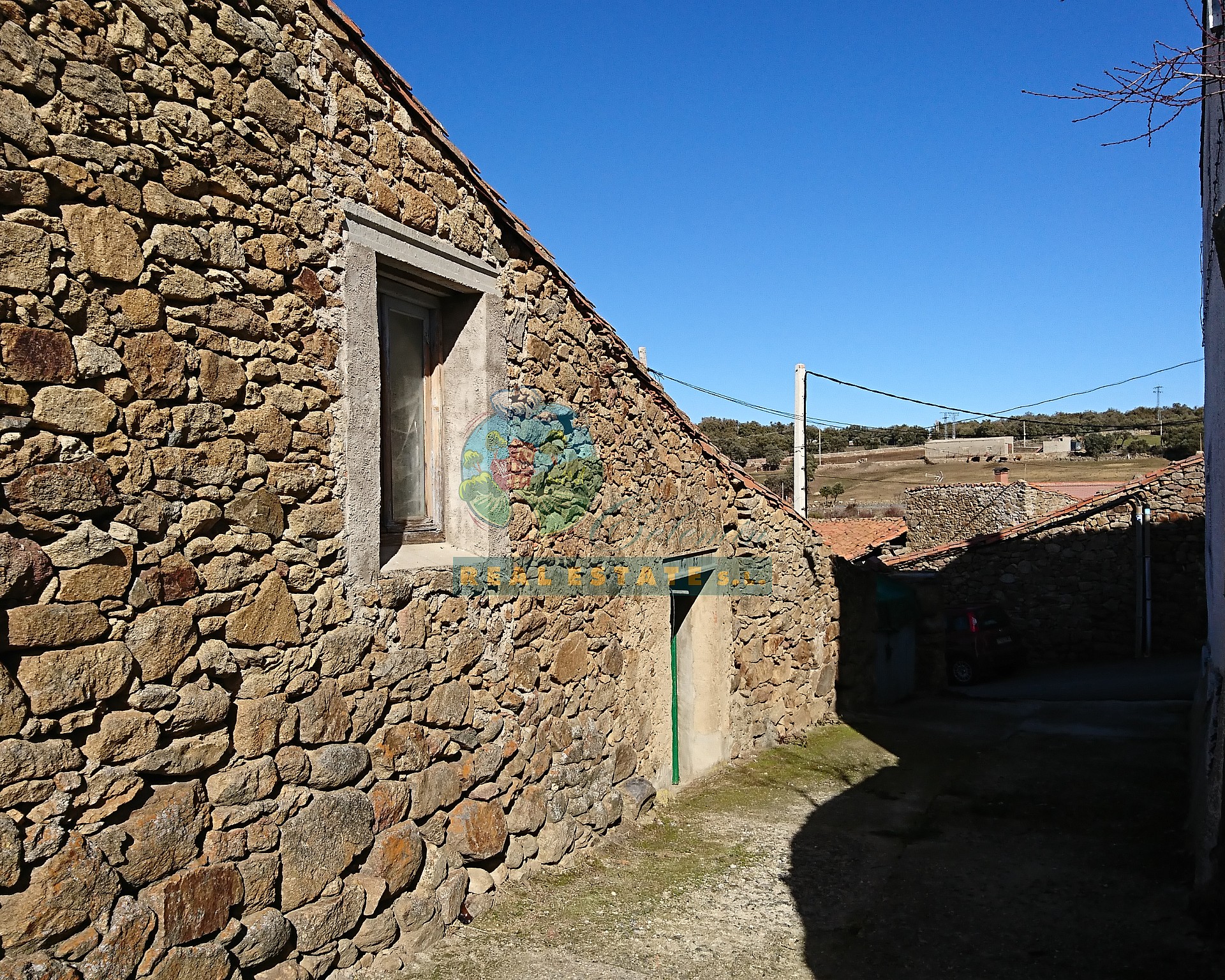 Cuadra con corral en Sierra de Gredos.
