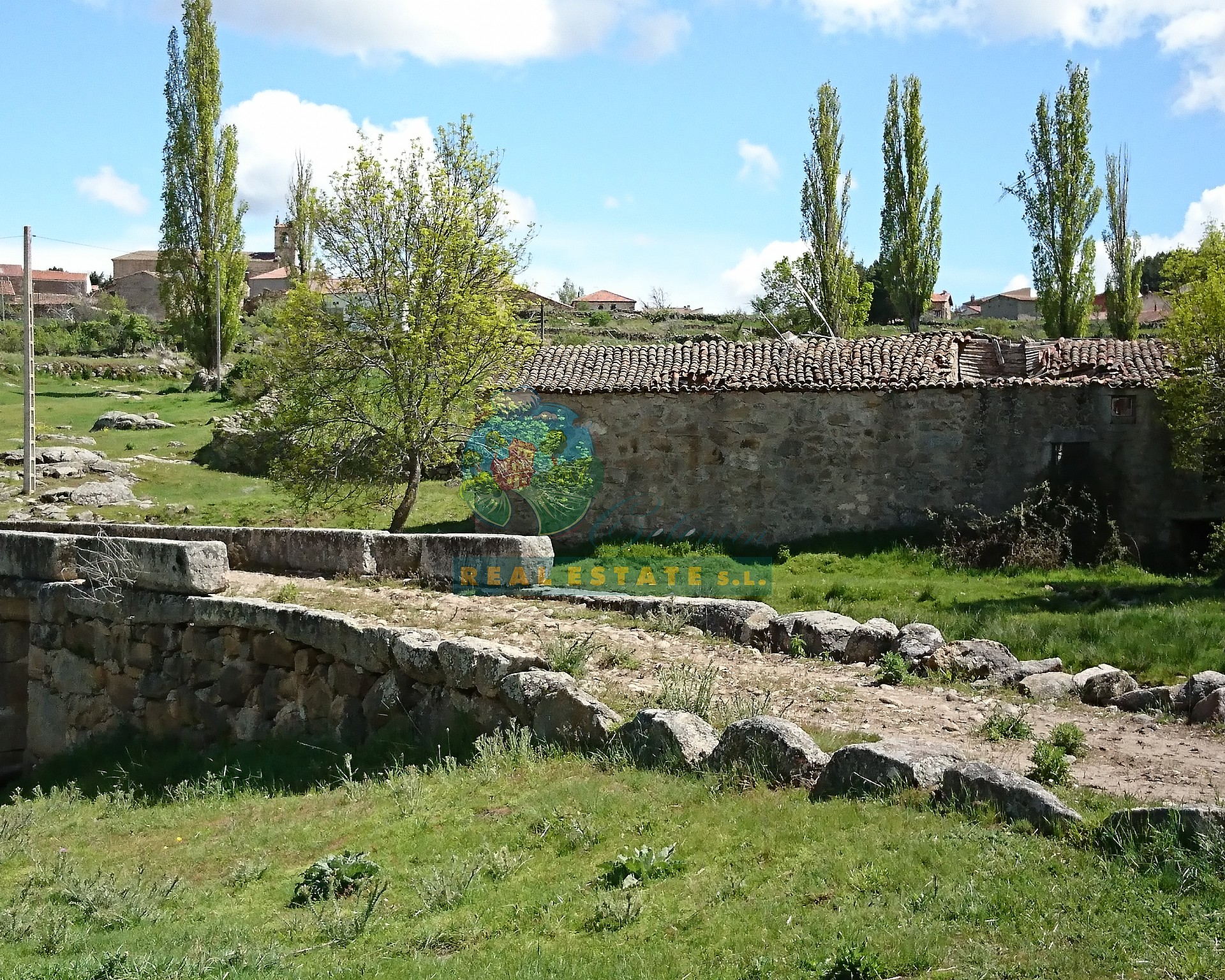 Molino y cuadra en Sierra de Gredos.