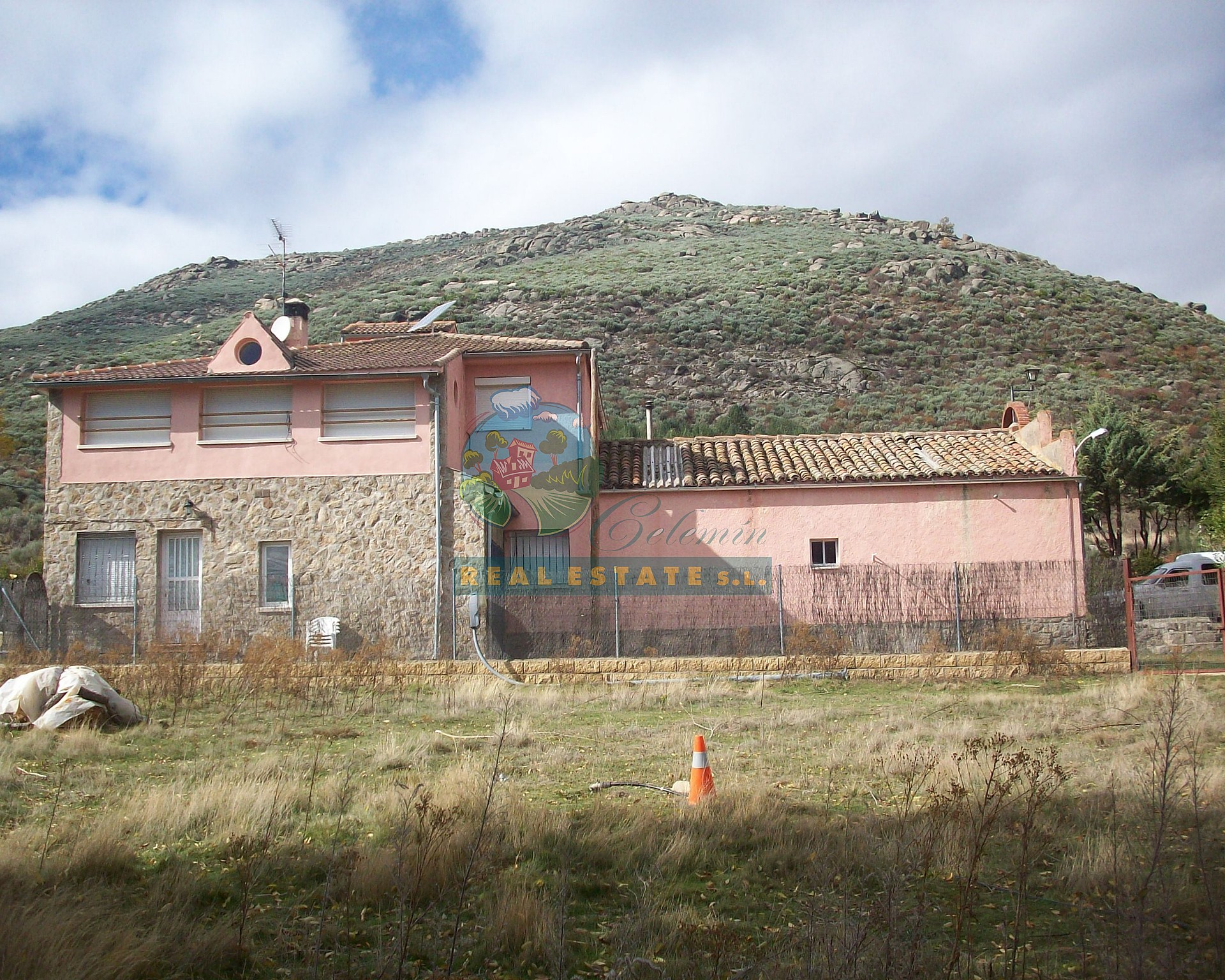 In San Martín del Pimpollar.