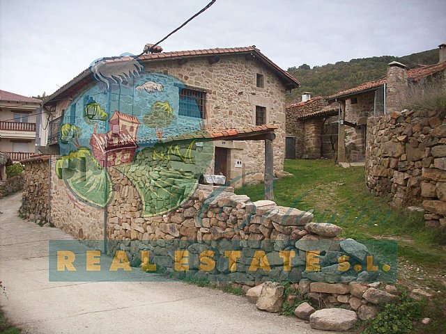 RETIRADO casas rurales en Sierra de Gredos.