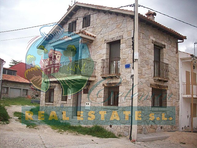 Fully license guest house in Sierra de Gredos.